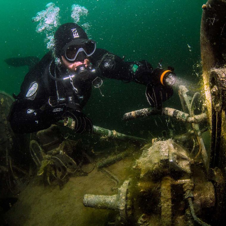 Scuba diving at The Lake